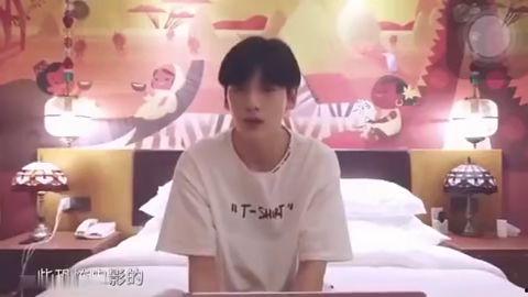 吃瓜过节的视频,短视频带你领略吃瓜节欢乐时光