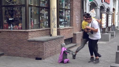 吃瓜路人搞笑视频大全,笑料横生！吃瓜路人搞笑视频大盘点